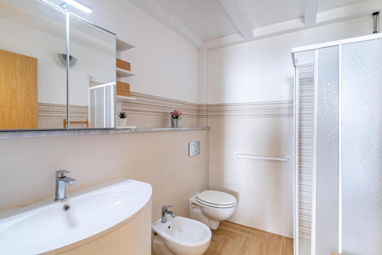 Giardini Naxos Lovely Flat In Front Of The Beach ภายนอก รูปภาพ
